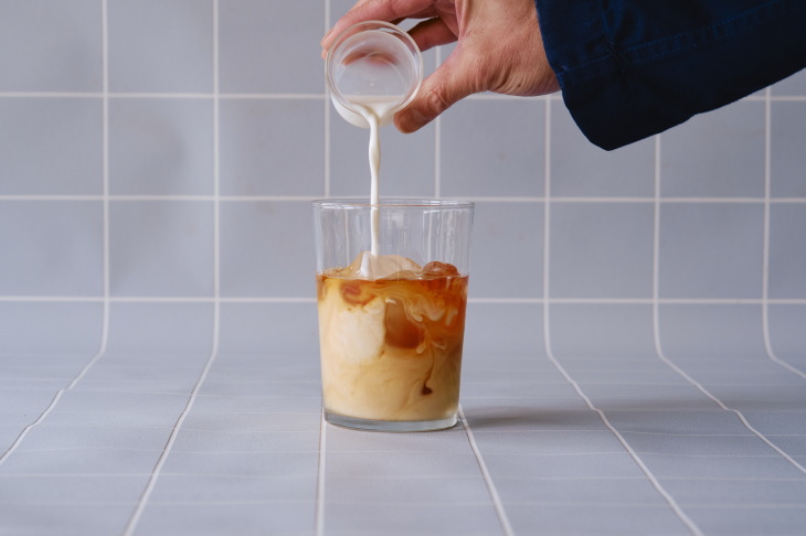 アイスミルクティーの作り方「その２」