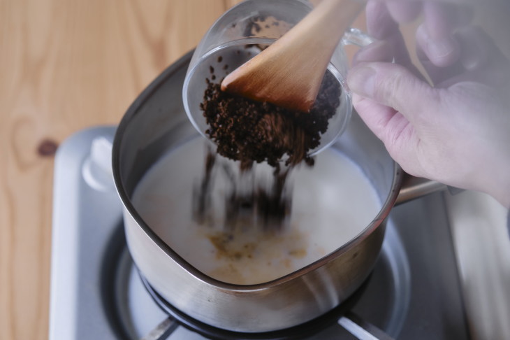 アイスミルクティーの作り方・カフェ用「その３」