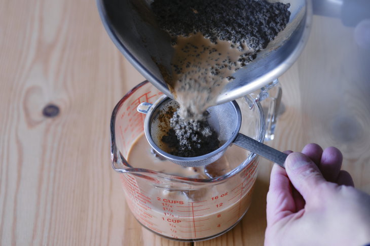 アイスミルクティーの作り方・カフェ用「その３」