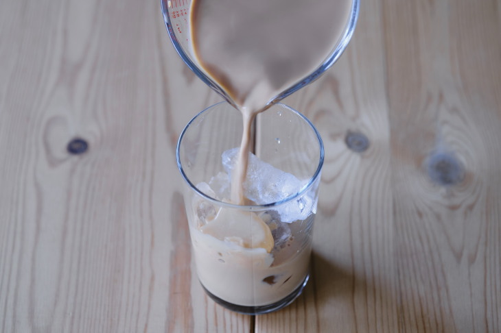 アイスミルクティーの作り方・カフェ用「その３」