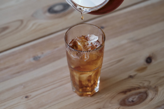 カフェのアイスティー