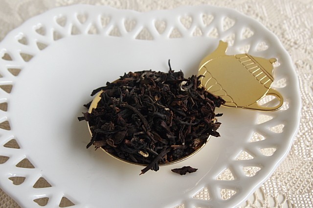 ダージリンセカンドフラッシュリッシーハット茶園の茶葉